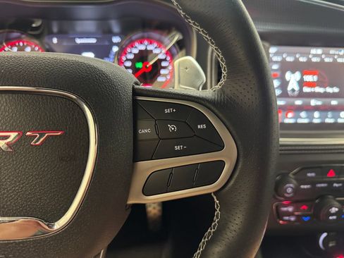 Used 2022 Dodge Charger SRT Hellcat RWD image 13
