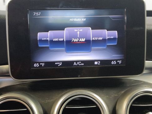 Used 2017 Mercedes-Benz C 300 Sedan image 25
