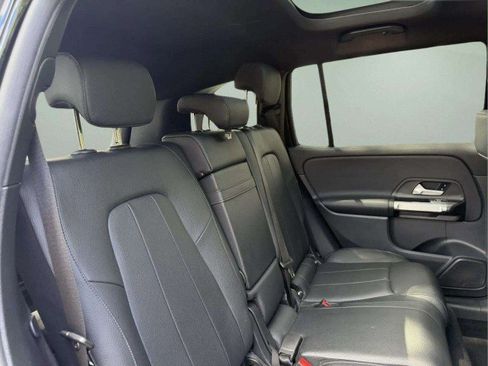 Used 2023 Mercedes-Benz GLB 250 4MATIC image 28