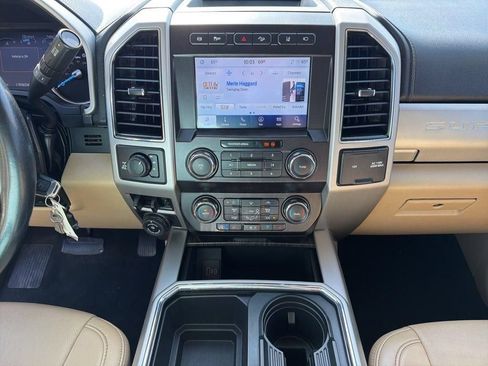 Used 2021 Ford F350 Lariat w/ Chrome Package AWD/4WD image 52