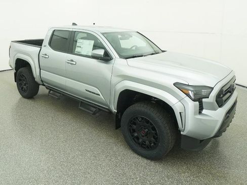 New 2025 Toyota Tacoma SR5 image 29