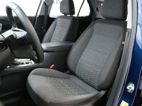 Used 2023 Chevrolet Equinox LT FWD image 24