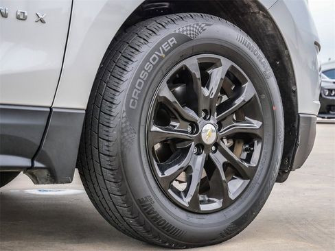 Used 2020 Chevrolet Equinox LS w/ LS Convenience Package image 9