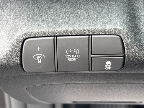 New 2026 Hyundai Elantra Hybrid w/ Cargo Package FWD image 16