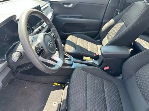 Used 2021 Kia Rio S FWD image 11