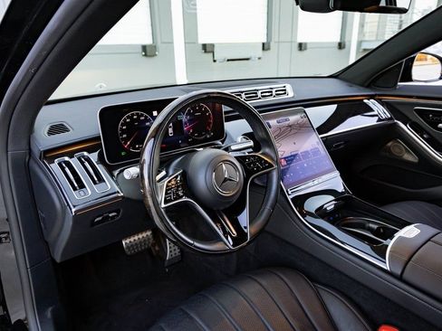 Used 2023 Mercedes-Benz S 500 4MATIC w/ AMG Line image 21