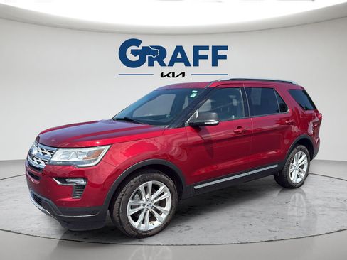Used 2019 Ford Explorer XLT w/ Equipment Group 202A AWD/4WD image 15