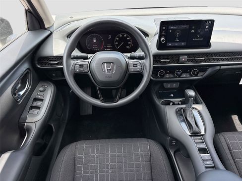 Certified 2026 Honda HR-V LX image 23