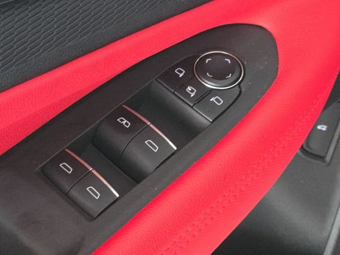 Certified 2025 Chevrolet Blazer EV RS AWD/4WD image 21