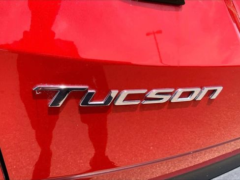 Used 2023 Hyundai Tucson Limited FWD image 9