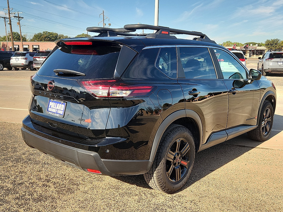 Used 2026 Nissan Rogue SV AWD/4WD image 4