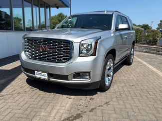 Used 2019 GMC Yukon Denali w/ Denali Ultimate Package AWD/4WD video 1