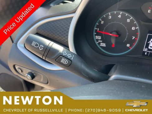 Used 2024 Chevrolet Malibu LT FWD image 15