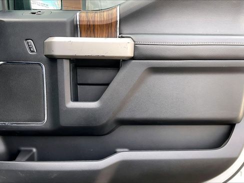 Used 2019 Ford F150 Lariat image 20