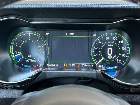 Certified 2021 Ford Mustang Shelby GT500 w/ Technology Package RWD image 22