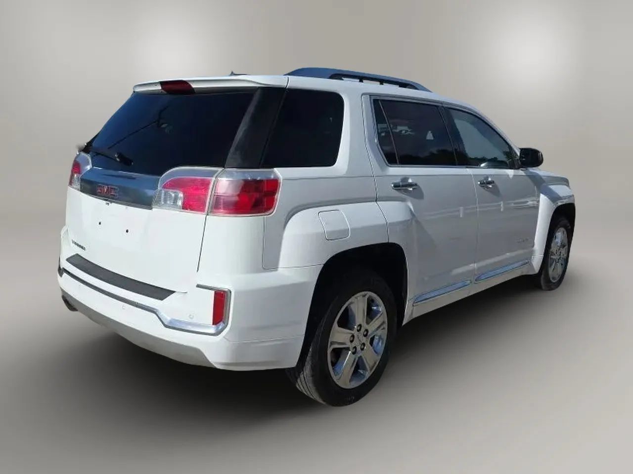 Used 2017 GMC Terrain Denali FWD image 7