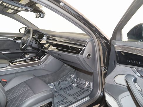 Used 2025 Audi S8 image 84