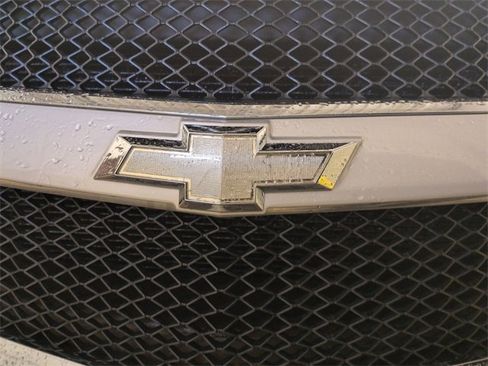 Used 2011 Chevrolet Traverse LT w/ All-Star Package image 9