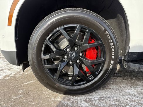 Used 2025 Chevrolet Tahoe RST w/ RST Performance Edition image 11