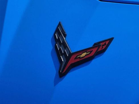 Used 2025 Chevrolet Corvette Stingray Preferred Cpe w/ 2LT RWD image 11