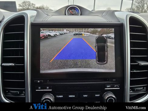 Used 2018 Porsche Cayenne GTS image 34