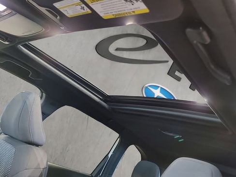 Used 2026 Subaru Forester Premium AWD/4WD image 36