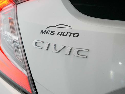 Used 2020 Honda Civic Sport image 11