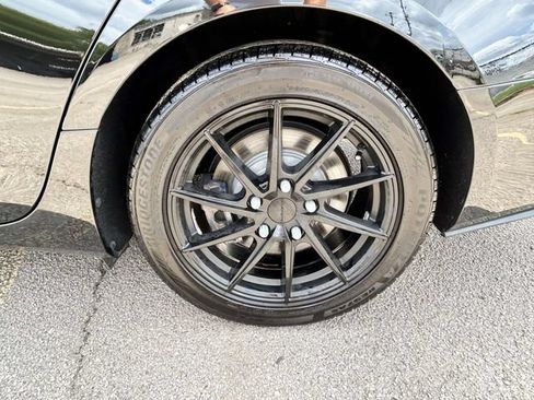 Used 2018 Cadillac CTS Sedan w/ Seating Package RWD image 8