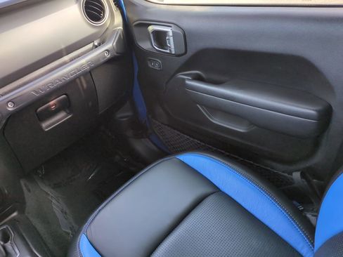 Used 2022 Jeep Wrangler Unlimited Sport image 17