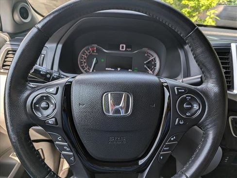Used 2019 Honda Ridgeline RTL-E image 33