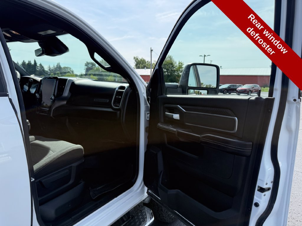 Used 2025 RAM 2500 Big Horn AWD/4WD image 43