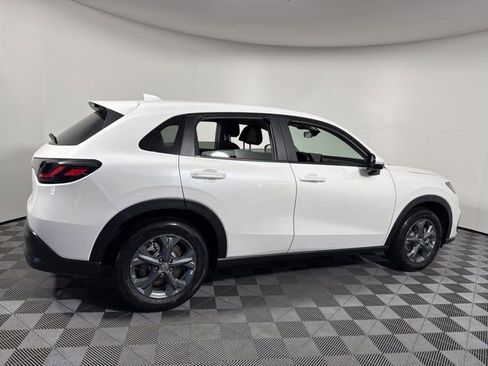 New 2026 Honda HR-V LX image 8