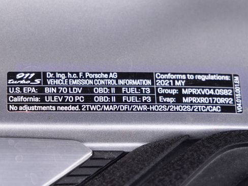 Certified 2021 Porsche 911 Turbo S AWD/4WD image 36