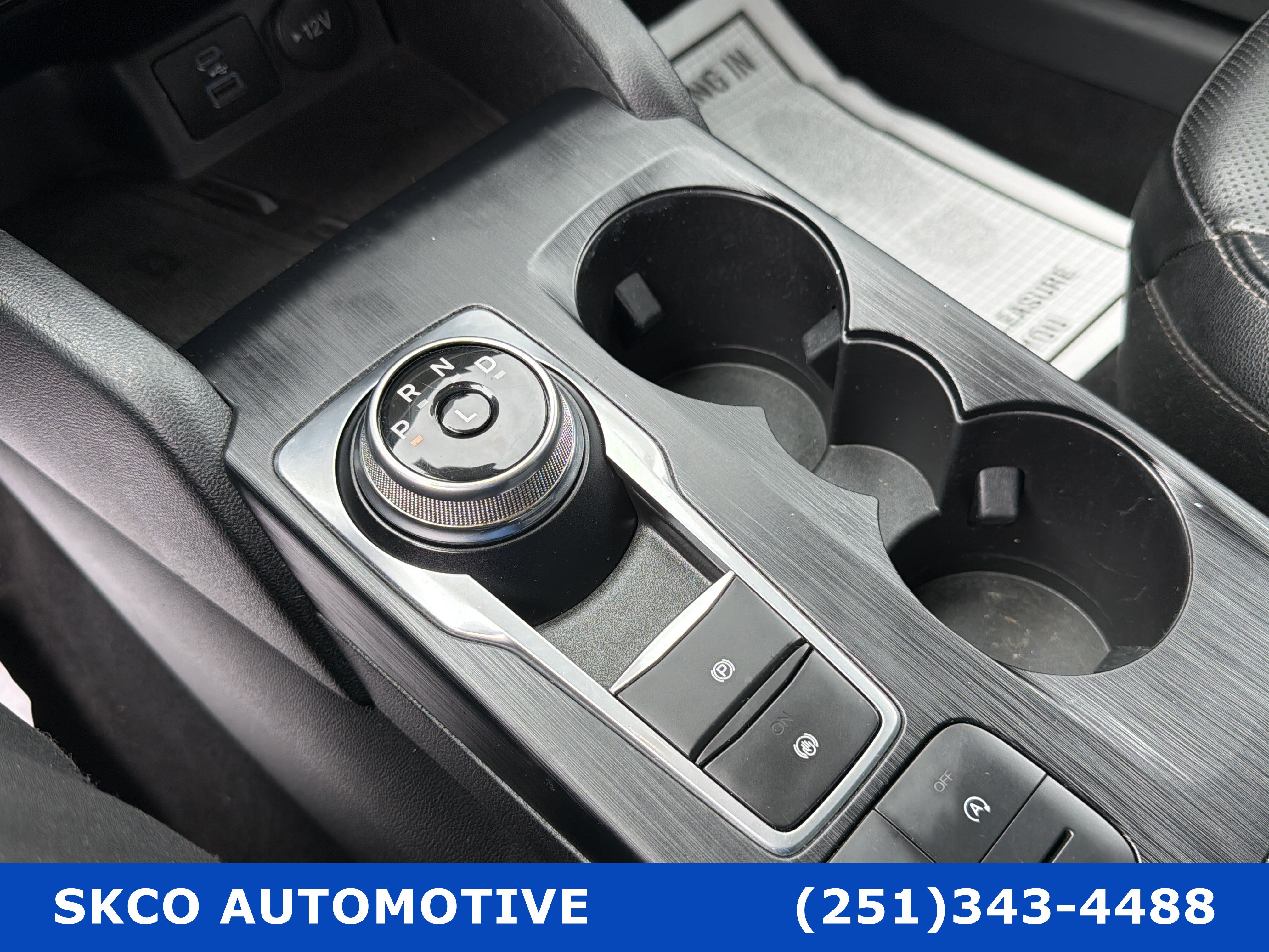 Used 2022 Ford Escape SEL w/ Technology Package FWD image 23