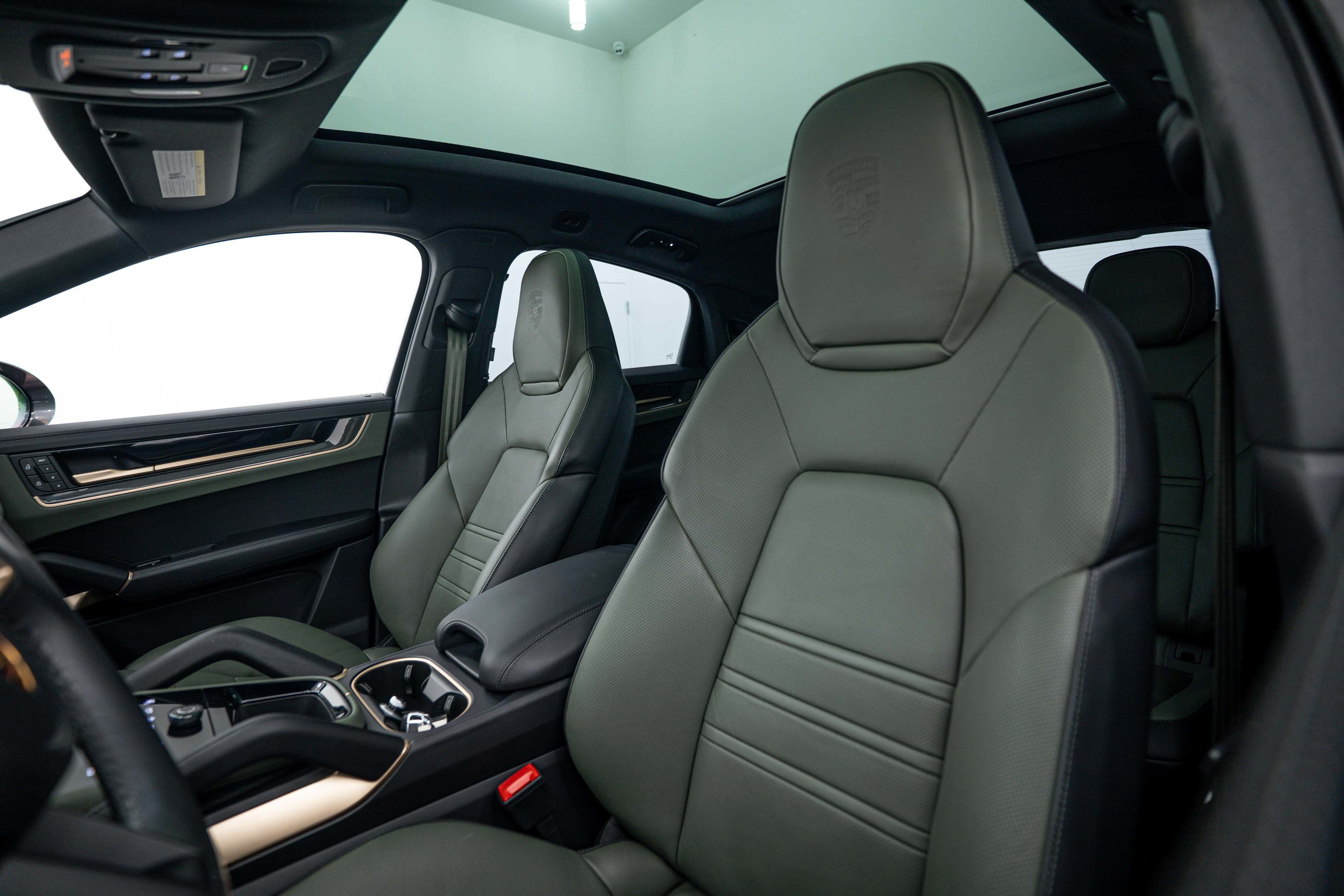 Certified 2024 Porsche Cayenne S AWD/4WD image 20