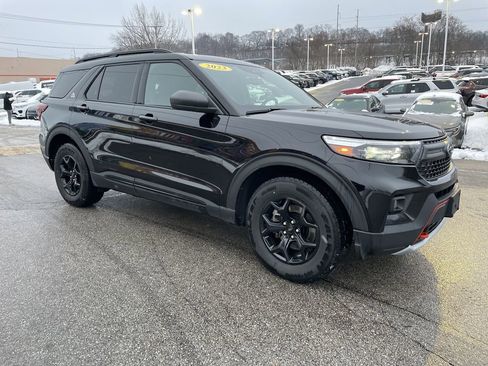 Used 2023 Ford Explorer Timberline image 6