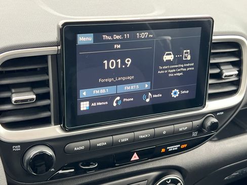 New 2026 Hyundai Venue SE image 18