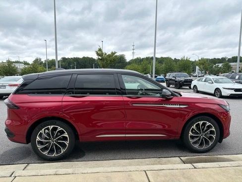 Used 2024 Lincoln Nautilus Reserve w/ Equipment Group 203A AWD/4WD image 6