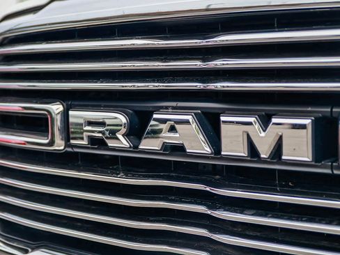 Used 2022 RAM 2500 Laramie AWD/4WD image 11