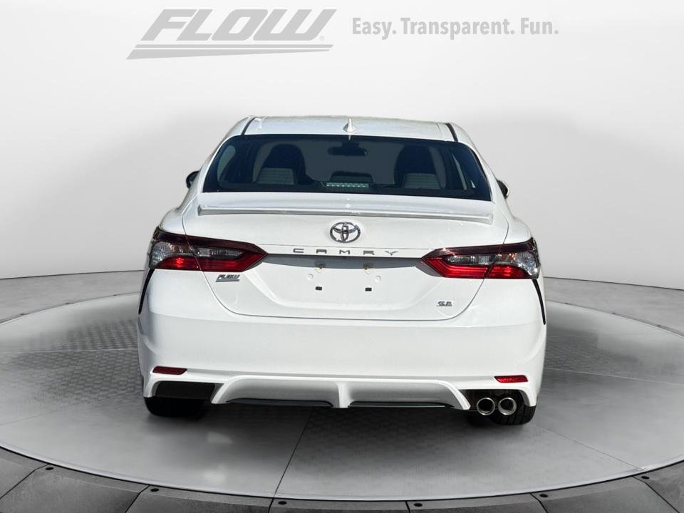 Used 2023 Toyota Camry SE FWD image 8