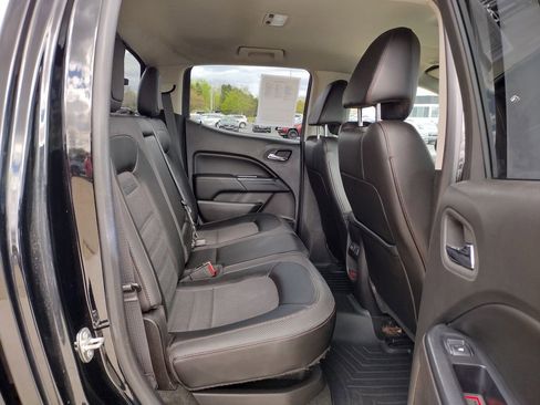 Used 2016 GMC Canyon SLE w/ All Terrain Package AWD/4WD image 15