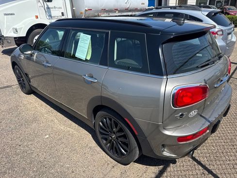 Used 2016 MINI Cooper Clubman S FWD image 5