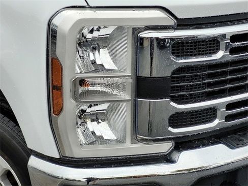 Certified 2024 Ford F250 XLT image 13