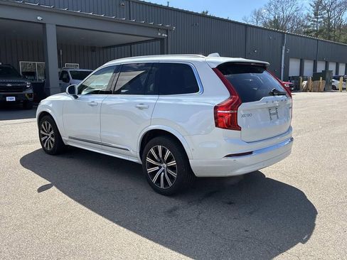 Used 2025 Volvo XC90 B6 Plus image 5