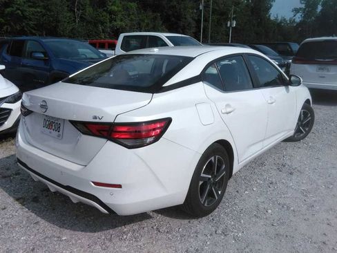 Used 2024 Nissan Sentra SV FWD image 3