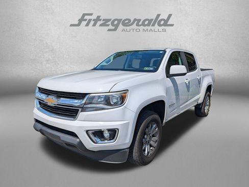 Used 2017 Chevrolet Colorado LT w/ LT Convenience Package RWD image 3