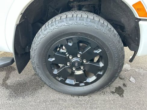 Used 2020 Ford Ranger XLT w/ Equipment Group 301A Mid image 12