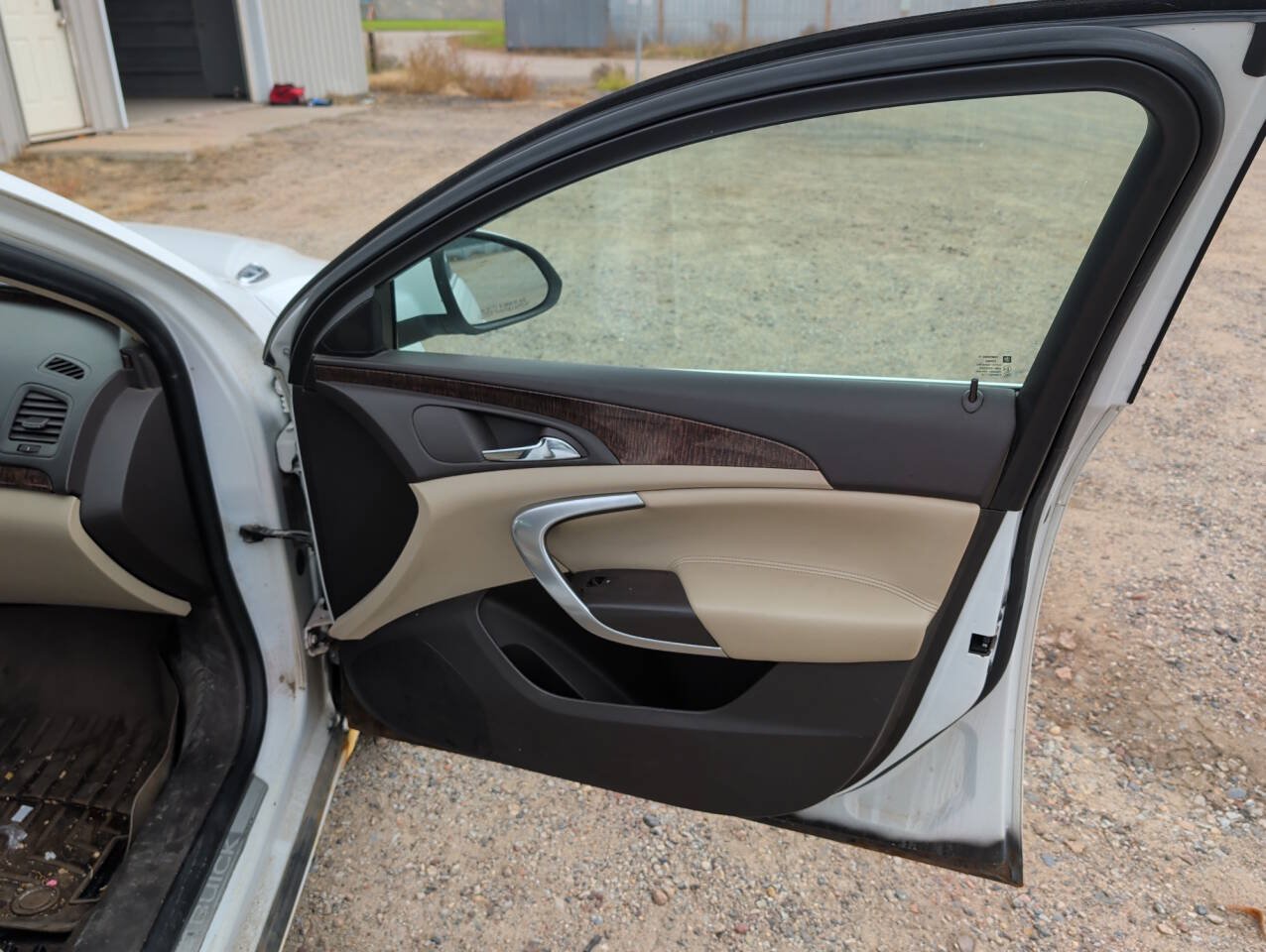 Used 2012 Buick Regal Premium FWD image 29