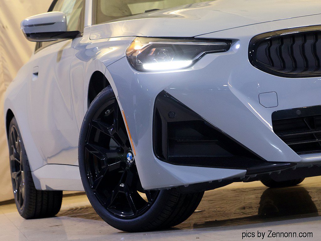 New 2026 BMW 230i xDrive Coupe AWD/4WD image 4