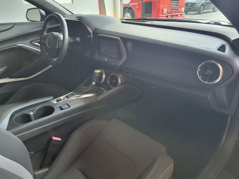 Certified 2017 Chevrolet Camaro SS RWD image 23